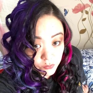 Meet your Posher, Kara